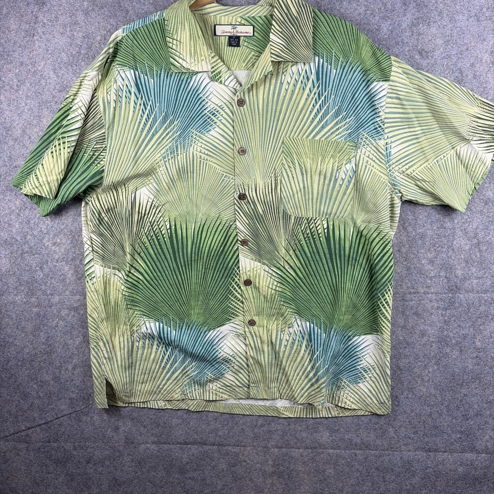 Tommy Bahama Size: XL 100% Silk Hawaiian Camp Shirt Green Palm Leaves